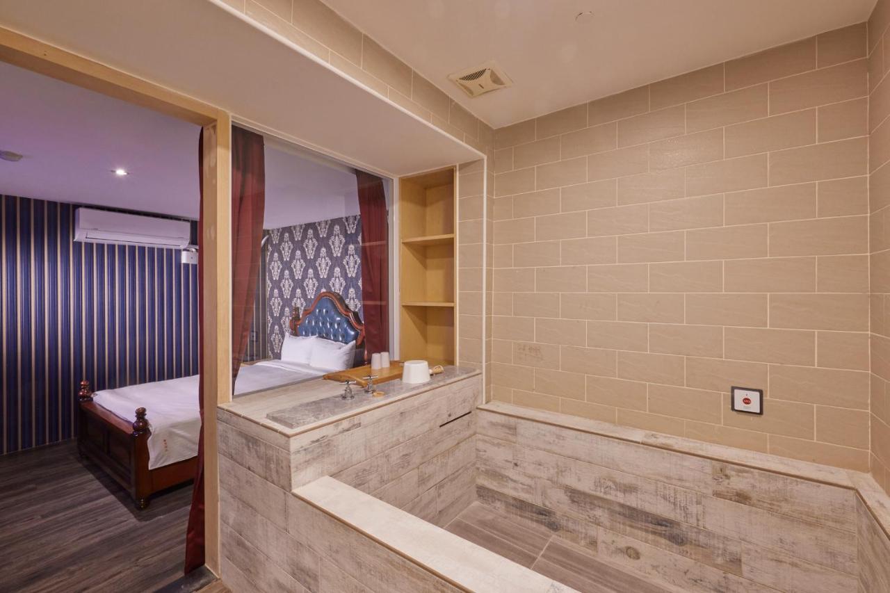 Kyokusui Hotspring Hotel Taipei Exterior photo