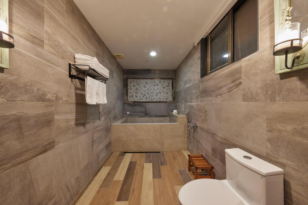 Kyokusui Hotspring Hotel Taipei Exterior photo